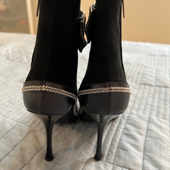 Dior  ankle boots black suede- Brand NEW-SIZE 37 (7) - Picture 4 of 8